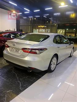 تۆیۆتا کامری